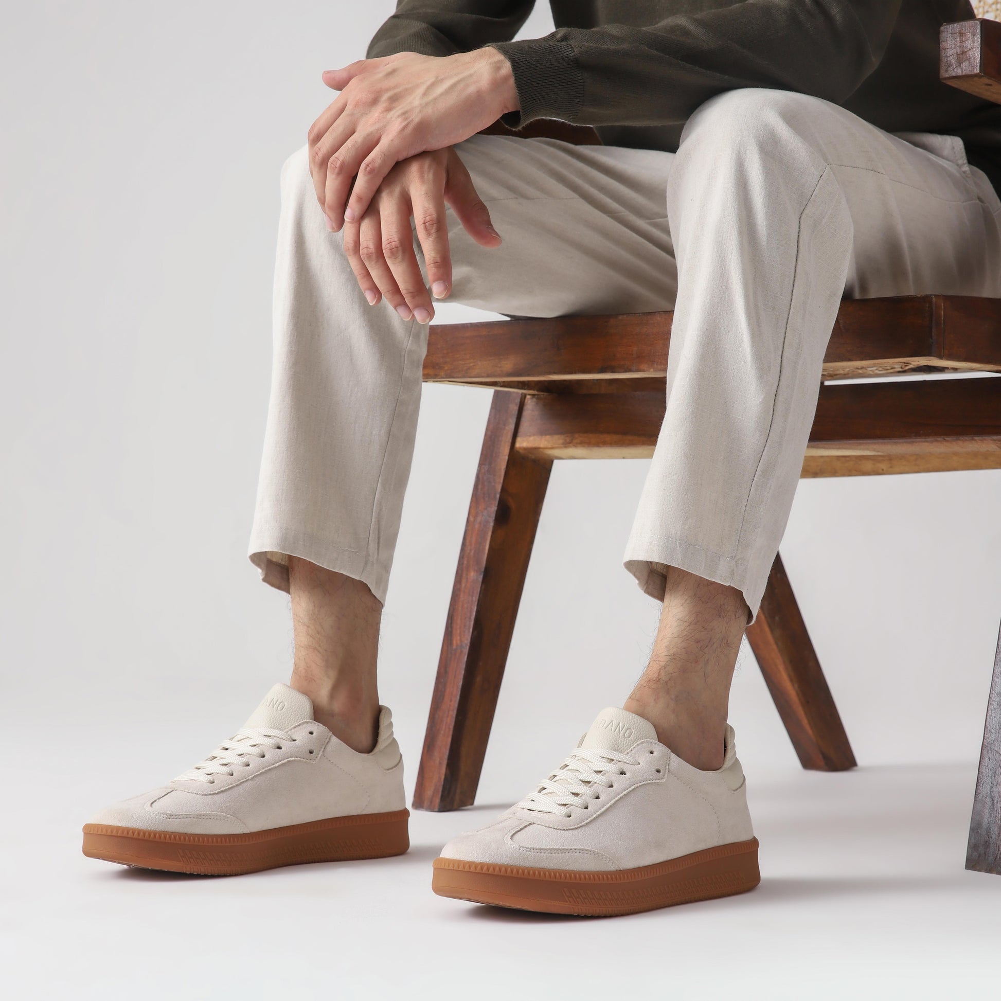 Travis Court Sneaker