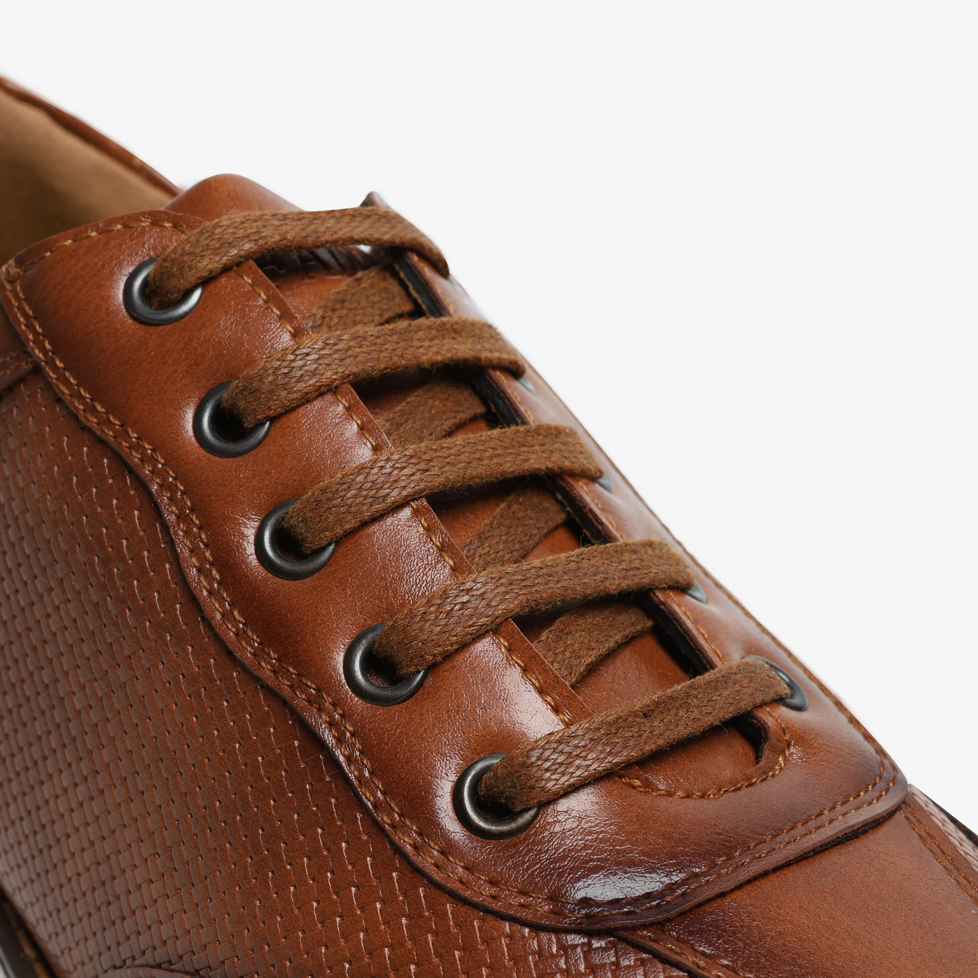 Maverick - Brown