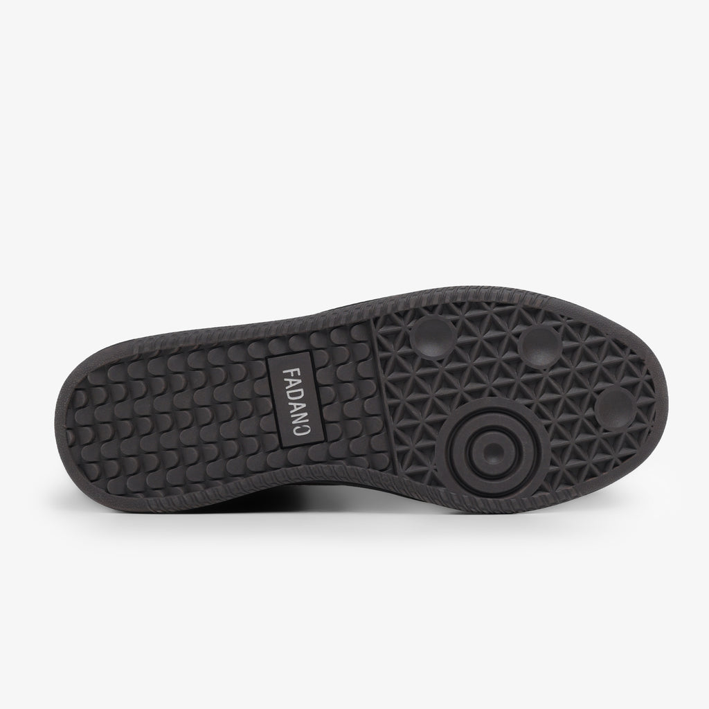 Travis Court Sneaker