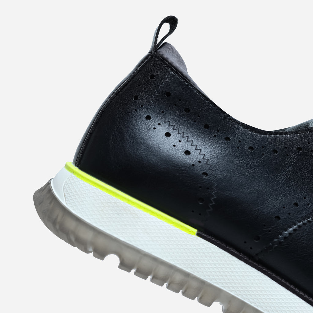 Caliber-Black-rear-closeup-view