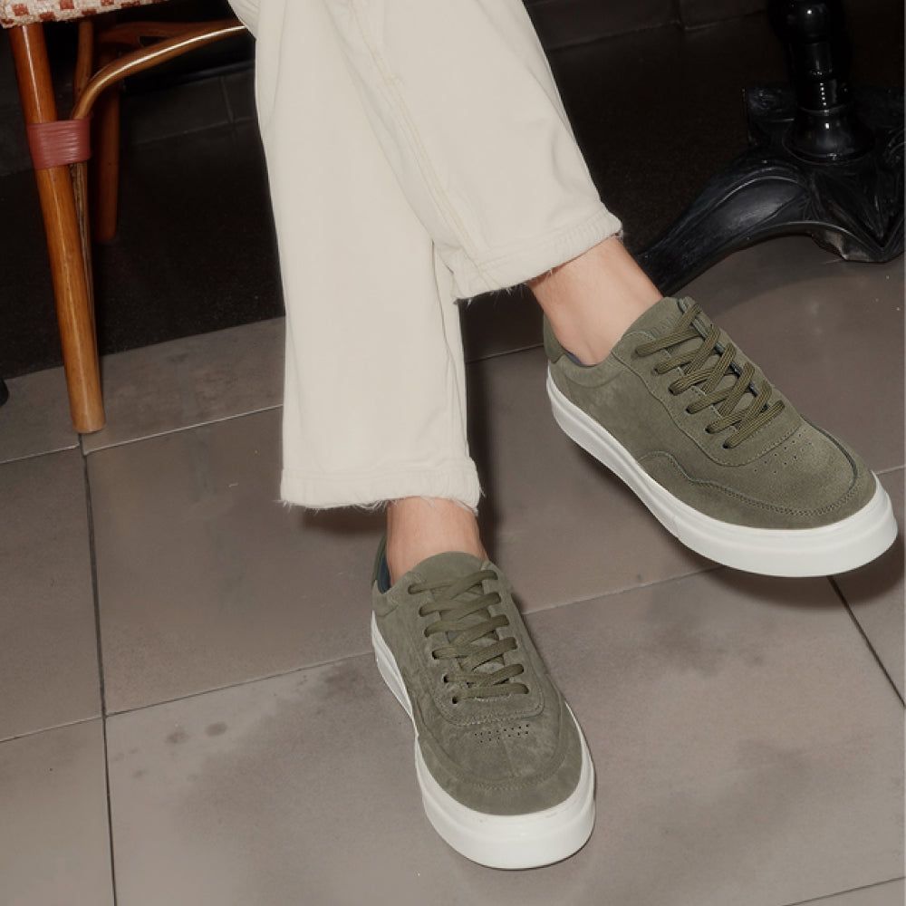 Frantz Court Sneaker