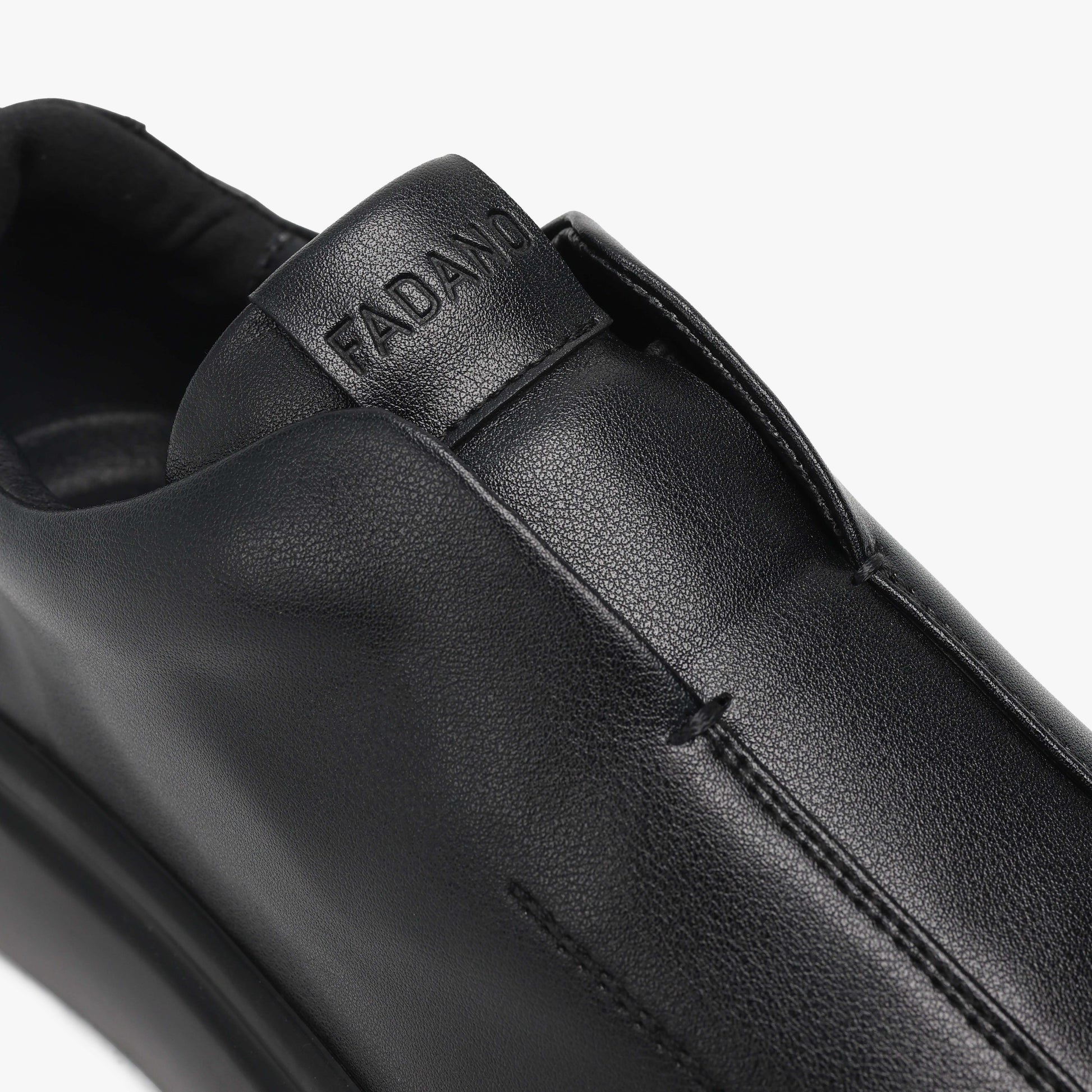 Carter Sneakers - Black