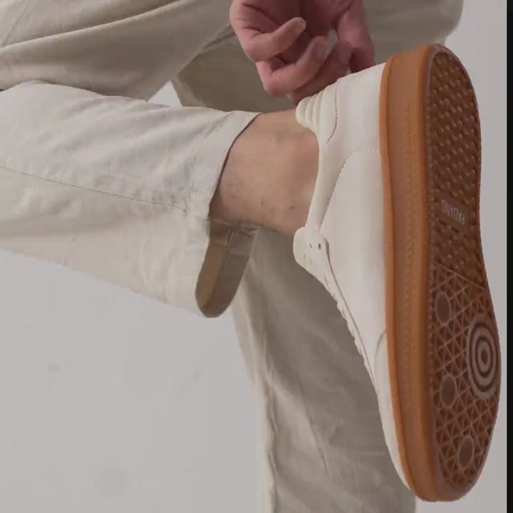 Travis Court Sneaker