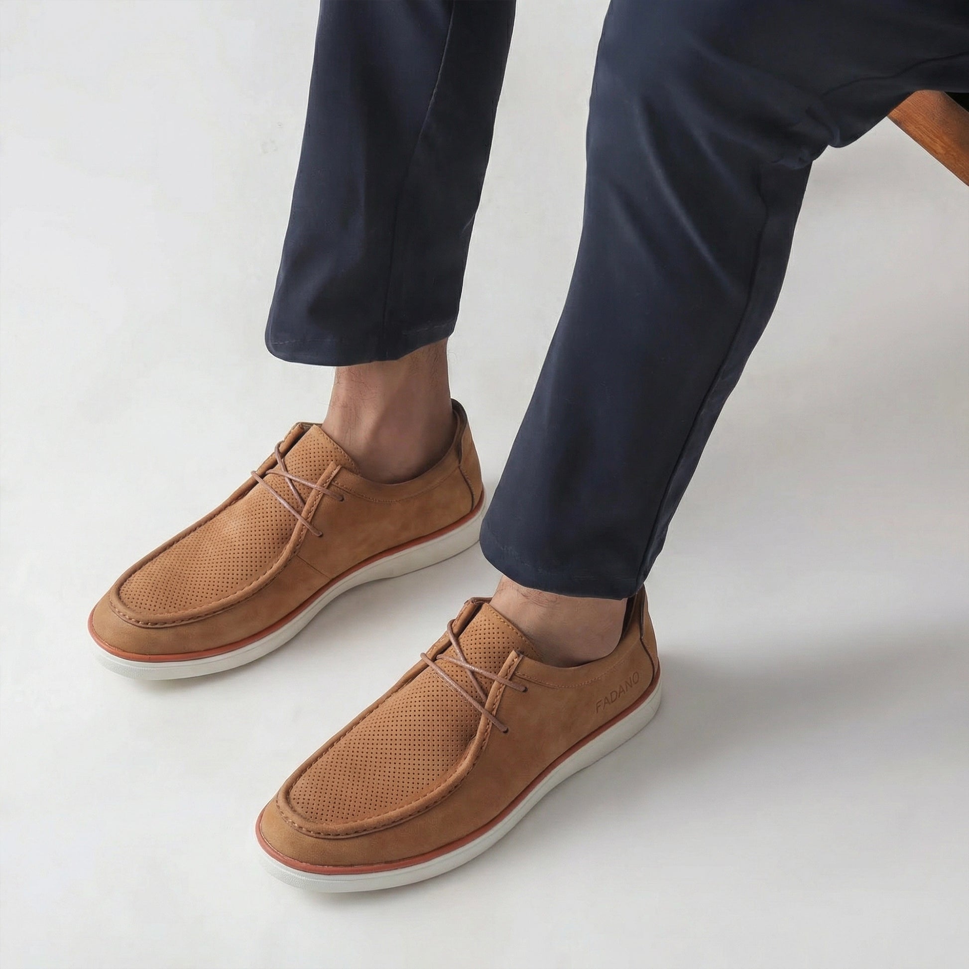 Urban Voyager - Honey Brown